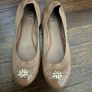 Tory Burch Brown Flats with Signature Logo and Round Toe - Previously Worn